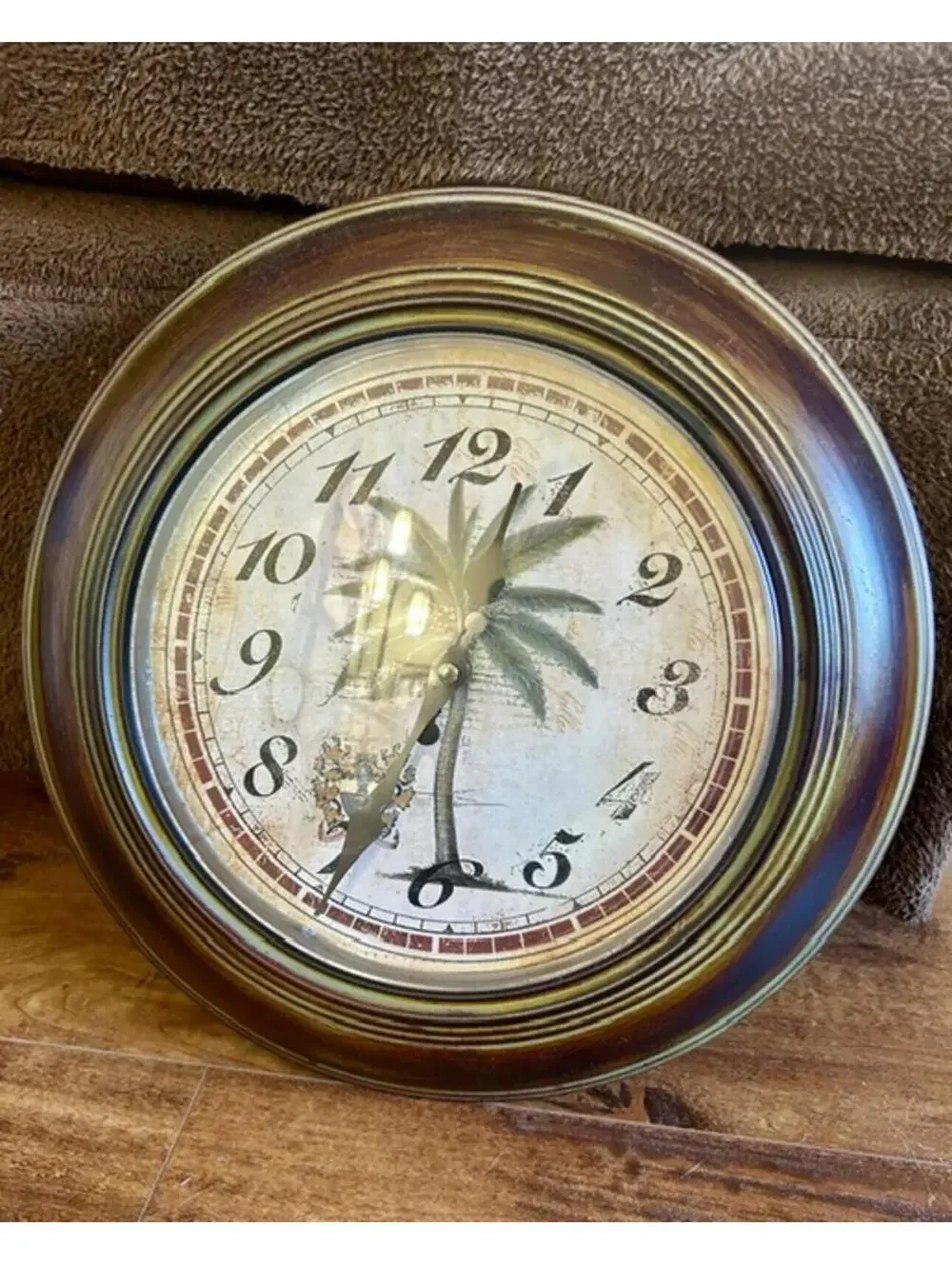 Vintage Style Wall Clock with Palm Tree Design